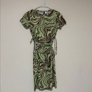 H&M Green and Brown Patterned Midi Dress